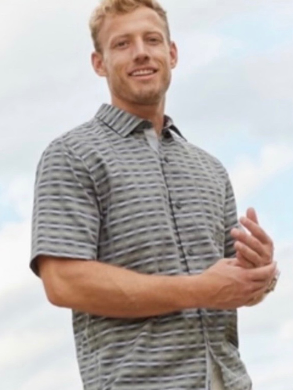 Tommy Bahama Short Sleeve Button Down Summer Shirt
